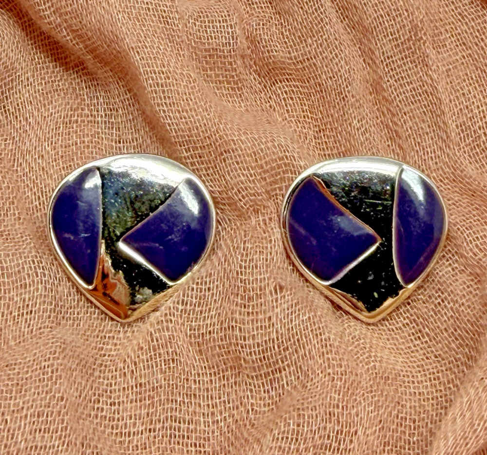 Vintage Heart Stud Earrings Blue Enamel Silver Tone Geometric .75” Retro Chic